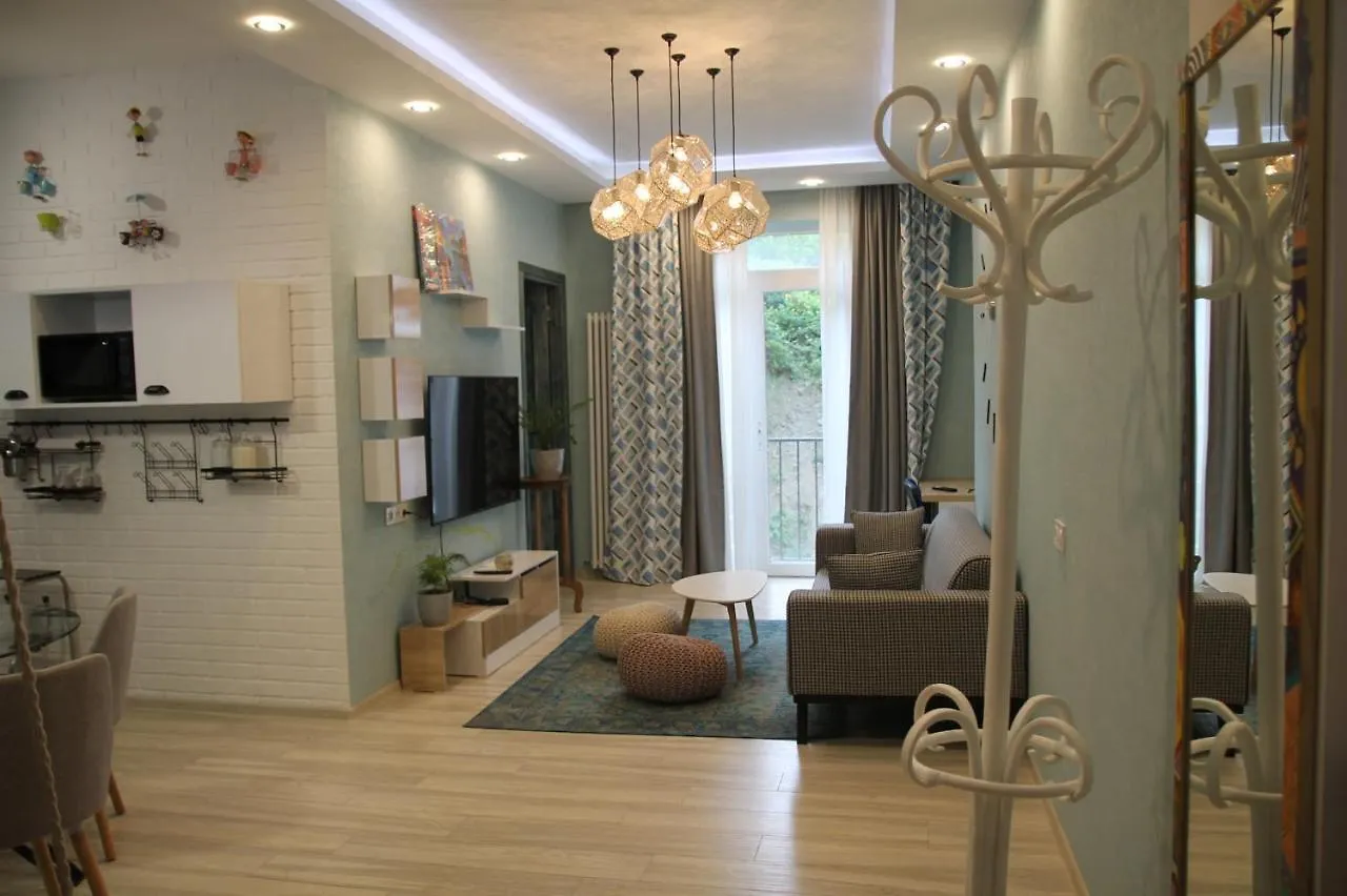 Cozy Apartment In Vake Tbilisi